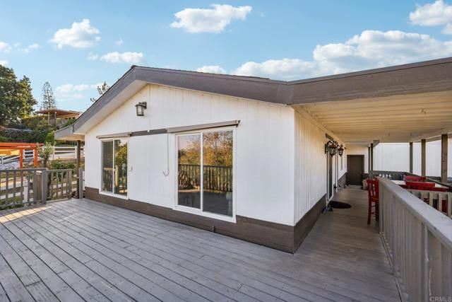 8735 Almond Road, Lakeside, CA 92040