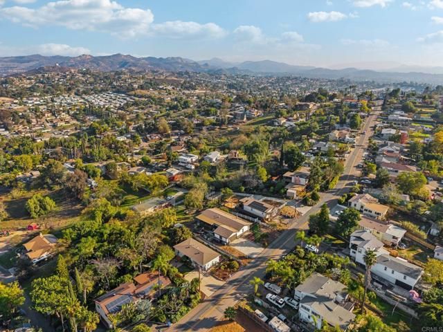 8735 Almond Road, Lakeside, CA 92040