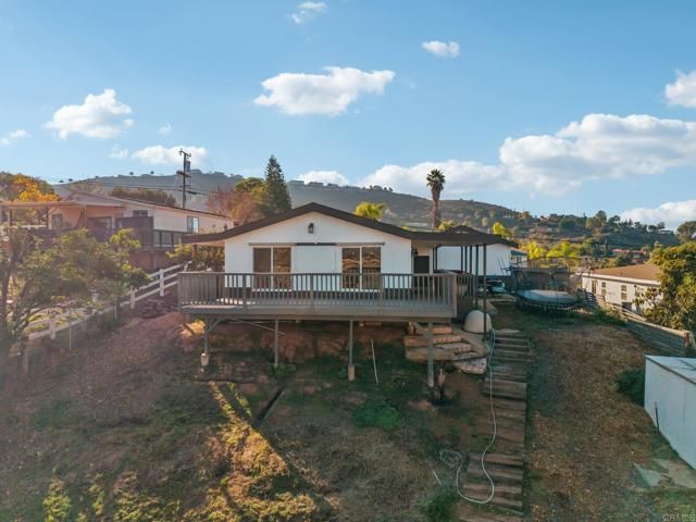 8735 Almond Road, Lakeside, CA 92040