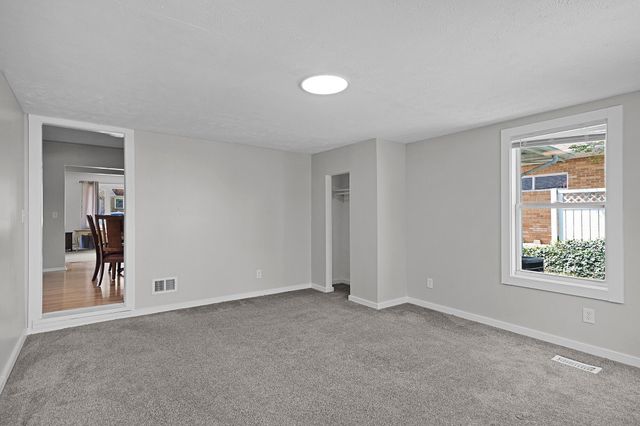 1605 Bridge Street NW, Grand Rapids, MI 49504