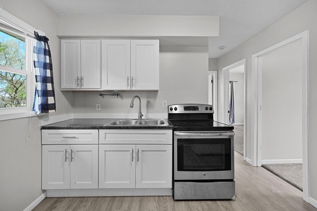 1605 Bridge Street NW, Grand Rapids, MI 49504
