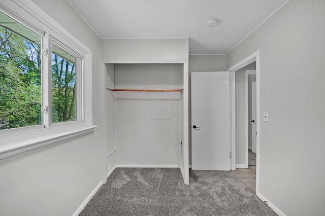 1605 Bridge Street NW, Grand Rapids, MI 49504