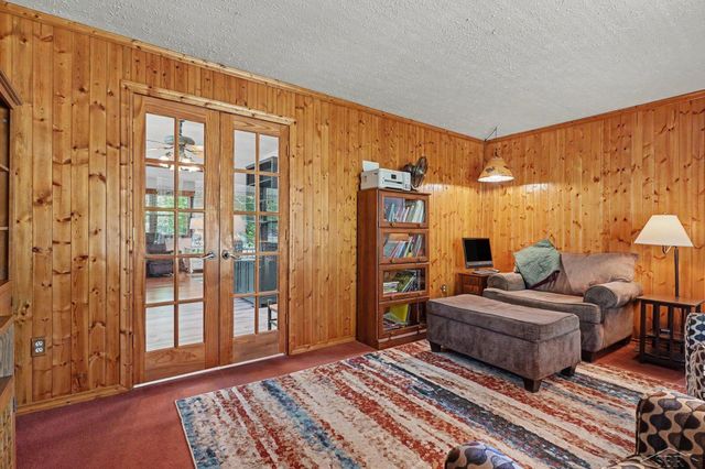 831 Mayflower Drive, Saginaw, MI 48638