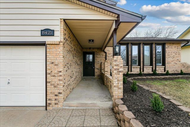 8425 E Mount Vernon St, Wichita, KS 67207