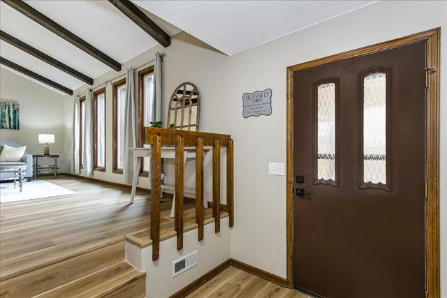 8425 E Mount Vernon St, Wichita, KS 67207