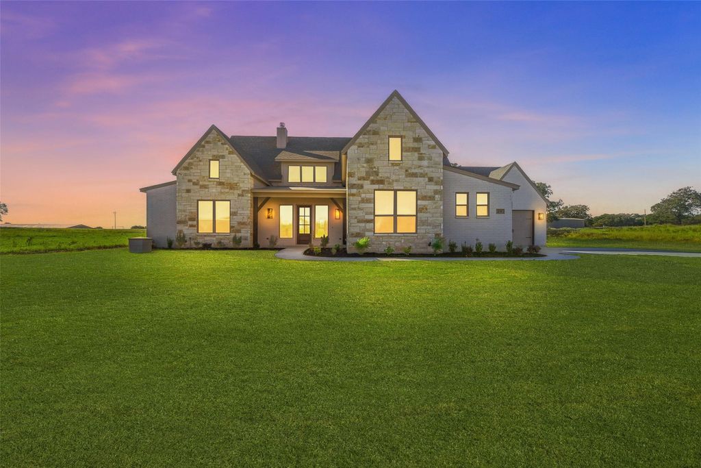 231 Sweetgrass Drive, Poolville, TX 76487