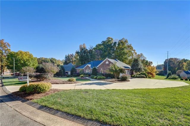 203 Stonebury Court, Reidsville, NC 27320