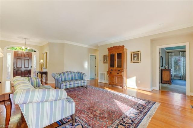 203 Stonebury Court, Reidsville, NC 27320