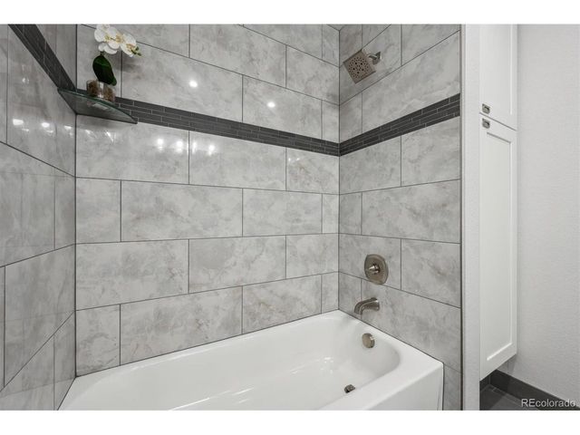 22 S Harlan St, Lakewood, CO 80226