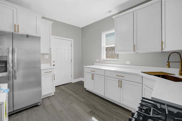 6621 S Green Street, Chicago, IL 60621