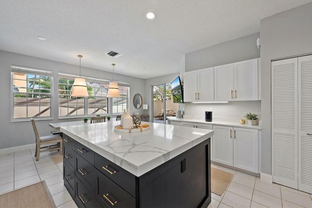 4 VIA ANGELICO, Palm Beach Gardens, FL 33418