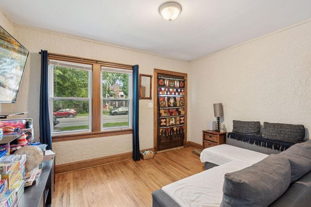 1672 Randolph Avenue, Saint Paul, MN 55105