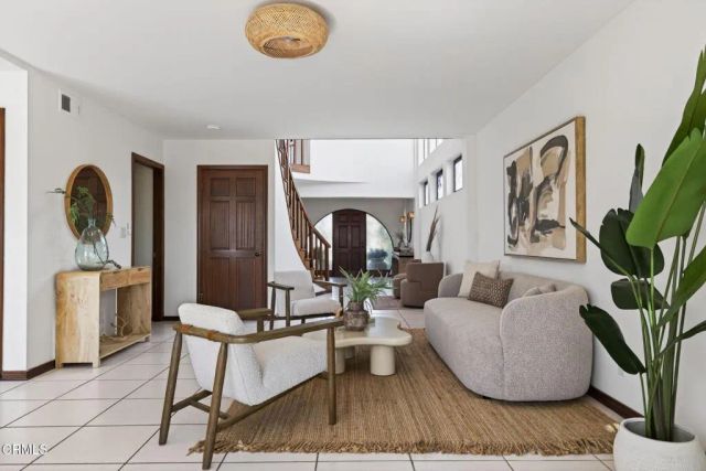 3009 Ocean Drive, Oxnard, CA 93035