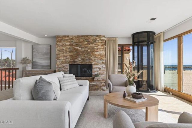 3009 Ocean Drive, Oxnard, CA 93035