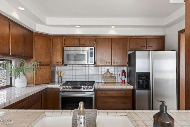 3009 Ocean Drive, Oxnard, CA 93035