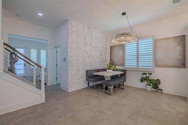 5002 W IDAHO STREET, Tampa, FL 33616