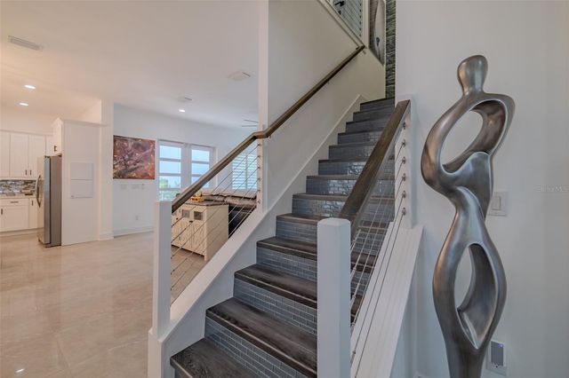 5002 W IDAHO STREET, Tampa, FL 33616