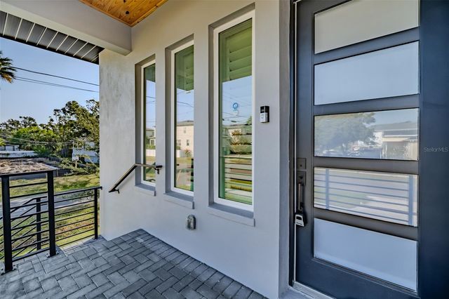 5002 W IDAHO STREET, Tampa, FL 33616