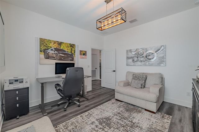 5002 W IDAHO STREET, Tampa, FL 33616