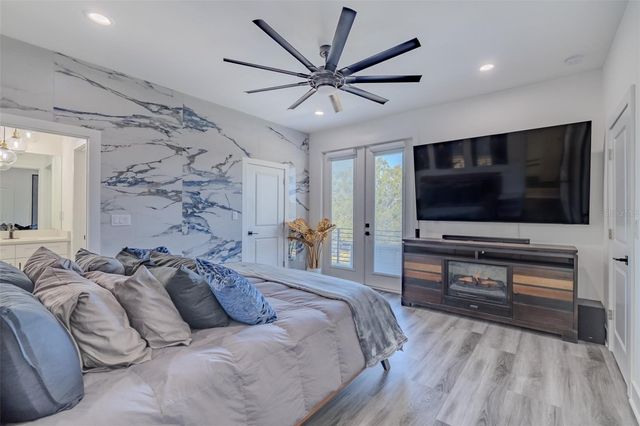 5002 W IDAHO STREET, Tampa, FL 33616