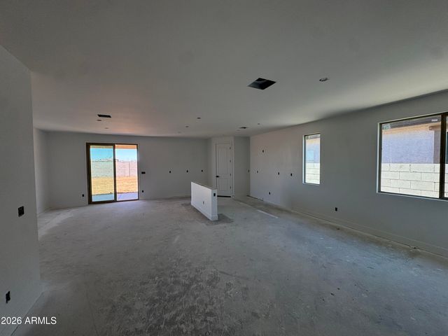 2808 E Mecklenburg Way, San Tan Valley, AZ 85143