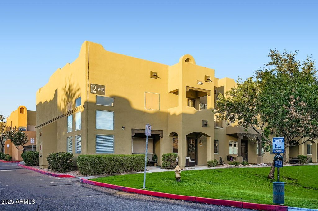 1718 W COLTER Street 170, Phoenix, AZ 85015