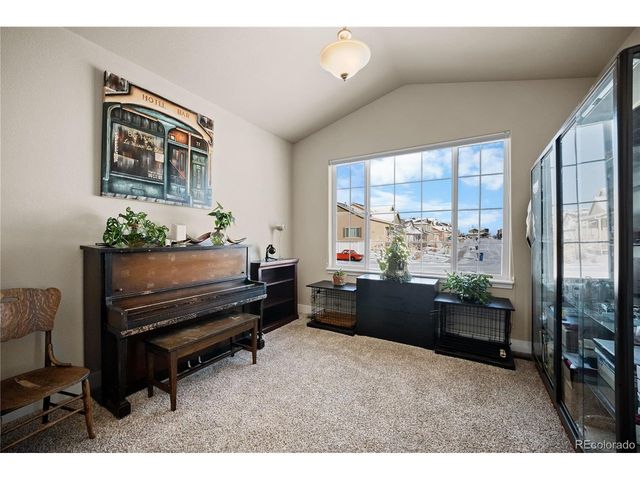 4272 Scenic Ln, Johnstown, CO 80534