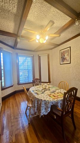 6836 S Calumet Avenue, Chicago, IL 60637