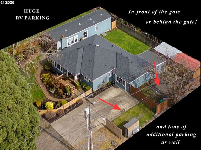 900 N WILLIAMS St, Newberg, OR 97132