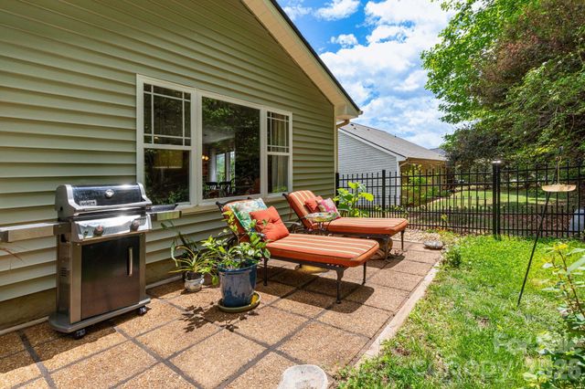 59 Sunview Circle, Arden, NC 28704