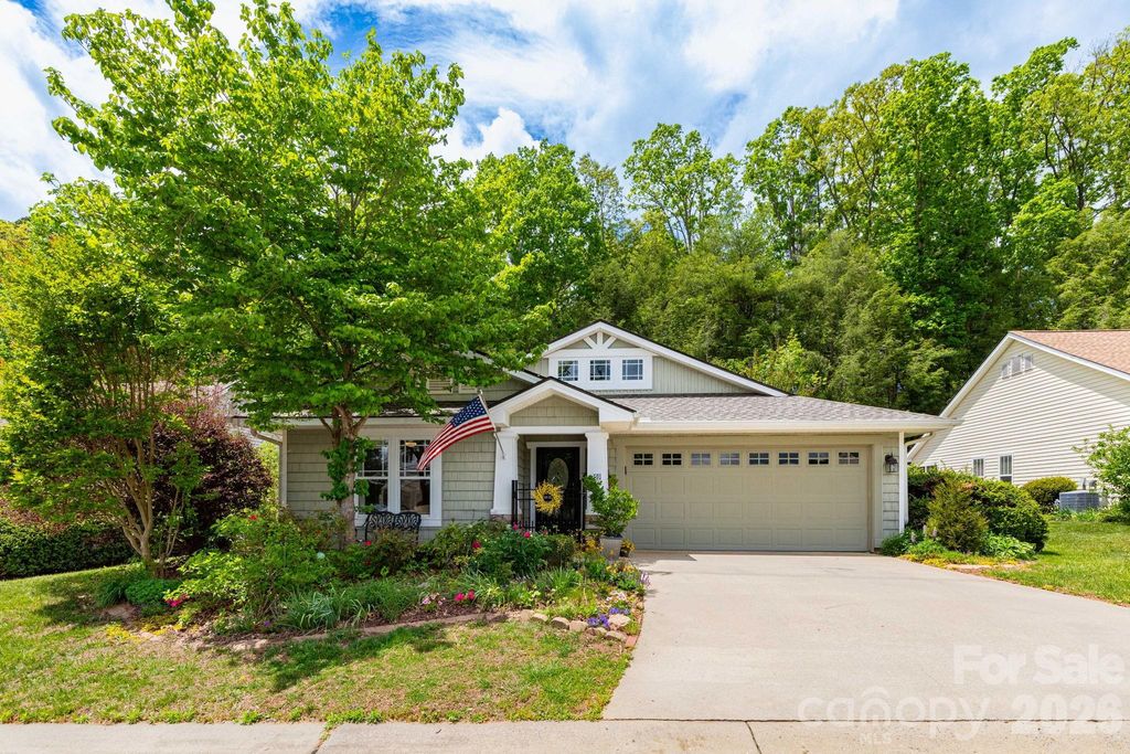 59 Sunview Circle, Arden, NC 28704
