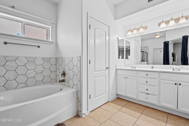 14569 Spanish Point Drive, El Paso, TX 79938