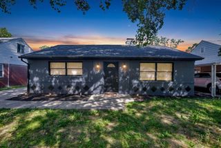 86 N Ashburton, Columbus, OH 43213