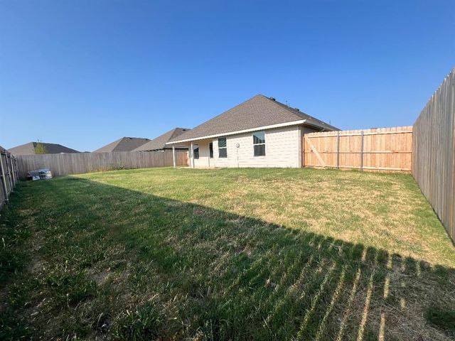 2512 Kathleens Crossing, Yukon, OK 73099