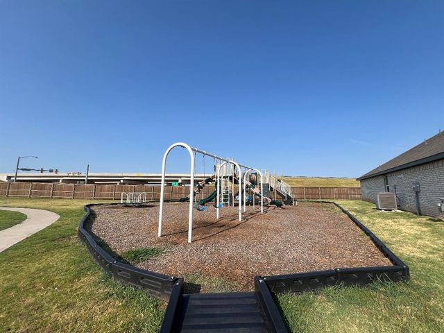 2512 Kathleens Crossing, Yukon, OK 73099