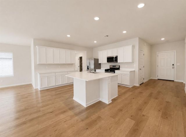2512 Kathleens Crossing, Yukon, OK 73099