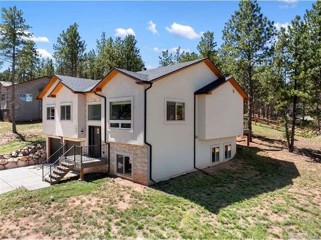 1382 Ridgestone Dr, Woodland Park, CO 80863