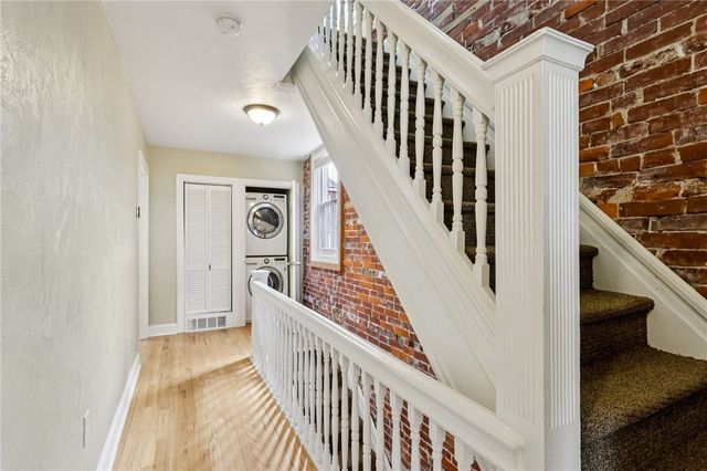 4232 Sherrod St, Lawrenceville, PA 15201