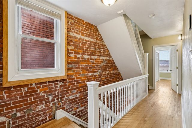 4232 Sherrod St, Lawrenceville, PA 15201