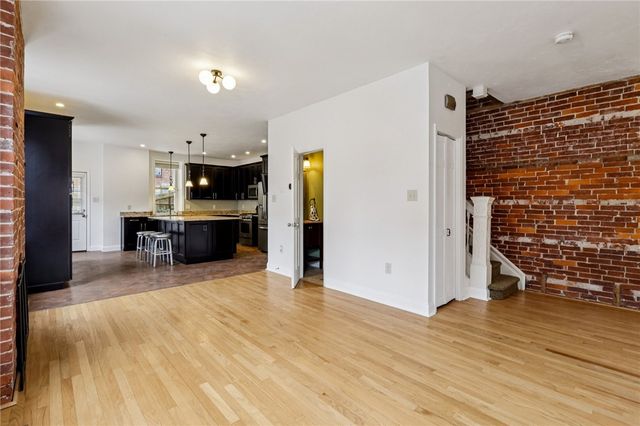 4232 Sherrod St, Lawrenceville, PA 15201