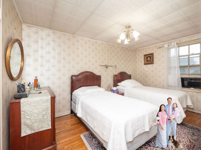 58-04 206TH Street, New York City, NY 11364