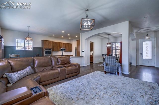 7116 Buckoak Court, Colorado Springs, CO 80927