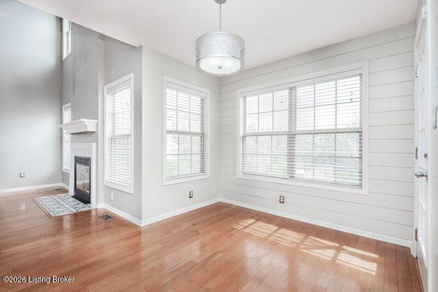 5113 Middlesex Dr, Louisville, KY 40245