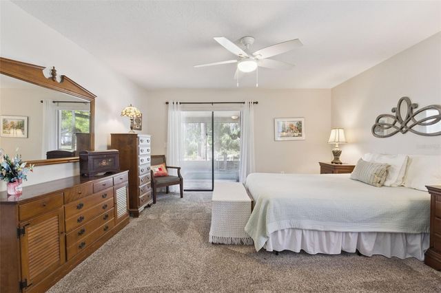 504 COUNTY ROAD 468, Fruitland Park, FL 34731