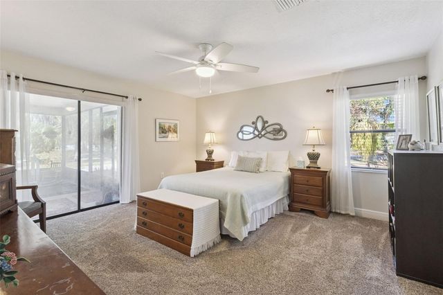 504 COUNTY ROAD 468, Fruitland Park, FL 34731