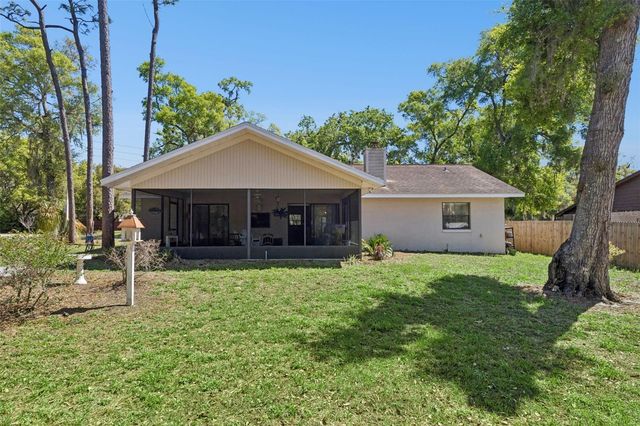 504 COUNTY ROAD 468, Fruitland Park, FL 34731