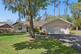 504 COUNTY ROAD 468, Fruitland Park, FL 34731