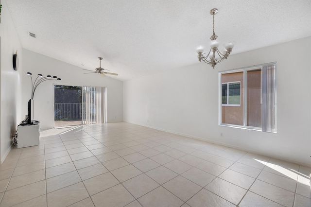 3800 WOODFIELD Drive, Coconut Creek, FL 33073