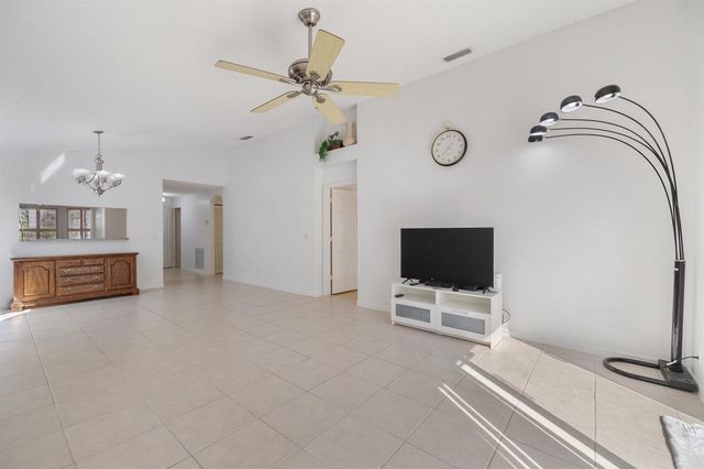 3800 WOODFIELD Drive, Coconut Creek, FL 33073