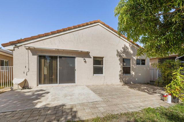 3800 WOODFIELD Drive, Coconut Creek, FL 33073